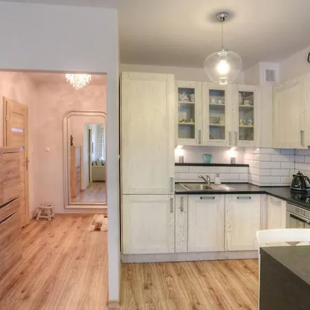Apartment Ekskluzywny W Centrum Z Balkonem I Parkingiem *
